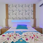Hotel Clover Magic Altinkum Park 3*