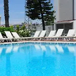 Отель Clover Magic Altinkum Park 3*