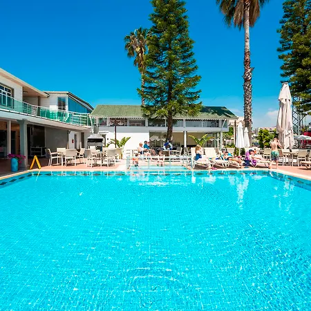 Clover Magic Altinkum Park Hotel