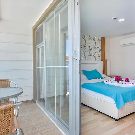 Clover Magic Altinkum Park ホテル