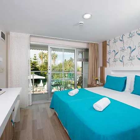 Clover Magic Altinkum Park Hotel 3*