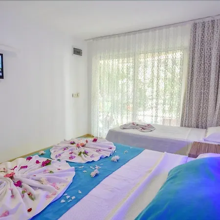 Clover Magic Altinkum Park Hotel 3*