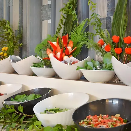 ホテル Clover Magic Altinkum Park 3*