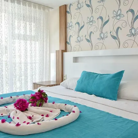 Hotel Clover Magic Altinkum Park