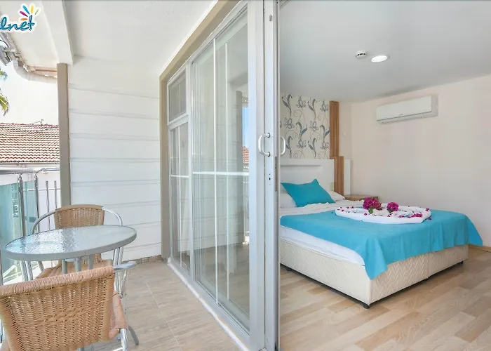 Clover Magic Altinkum Park Szálloda 3*