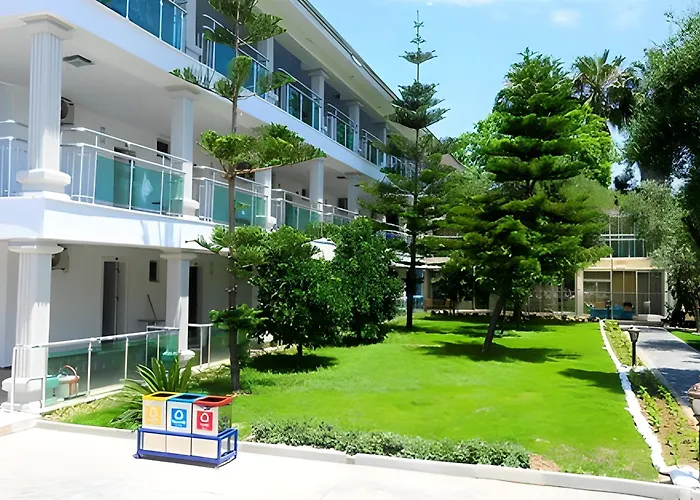 Clover Magic Altinkum Park Side